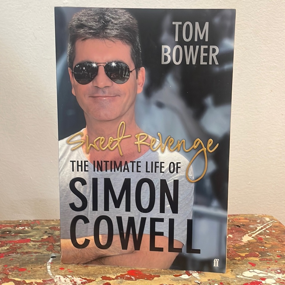 2/$12 Sweet Revenge the Intimate Life of Simon Cowell Biography Book